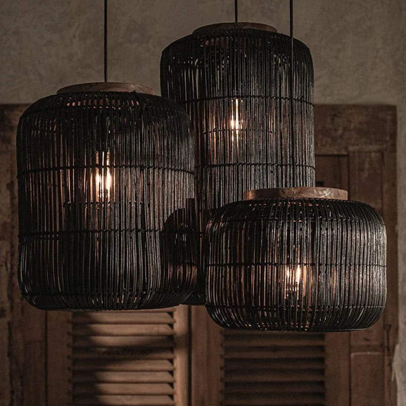 Lampe suspendue en rotin du Japon Wabi Sabi.